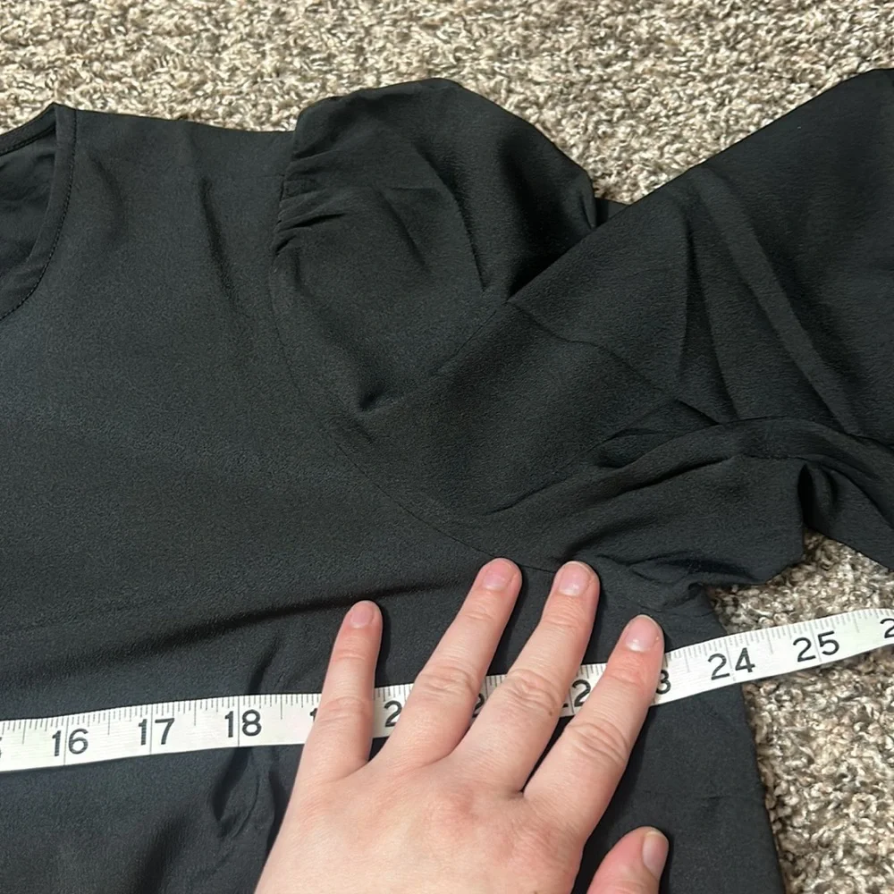 NWT J. Crew Black Puff Sleeve Satin-Back Crepe Top XLT